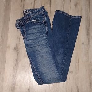 boot cut jeans